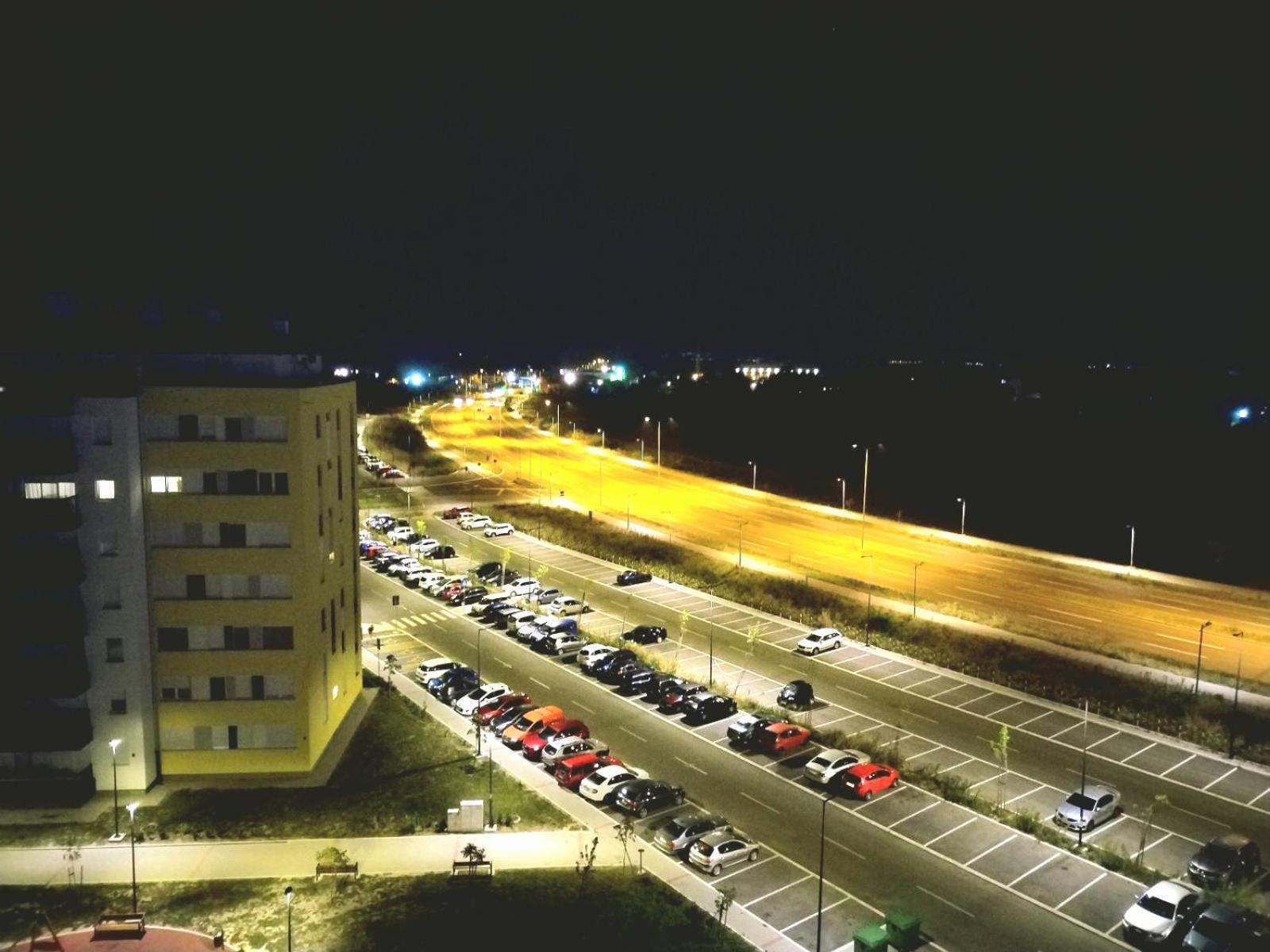 贝尔格莱德Penthouse Danube Exclusive, Parking, 90M2, Wifi公寓 外观 照片