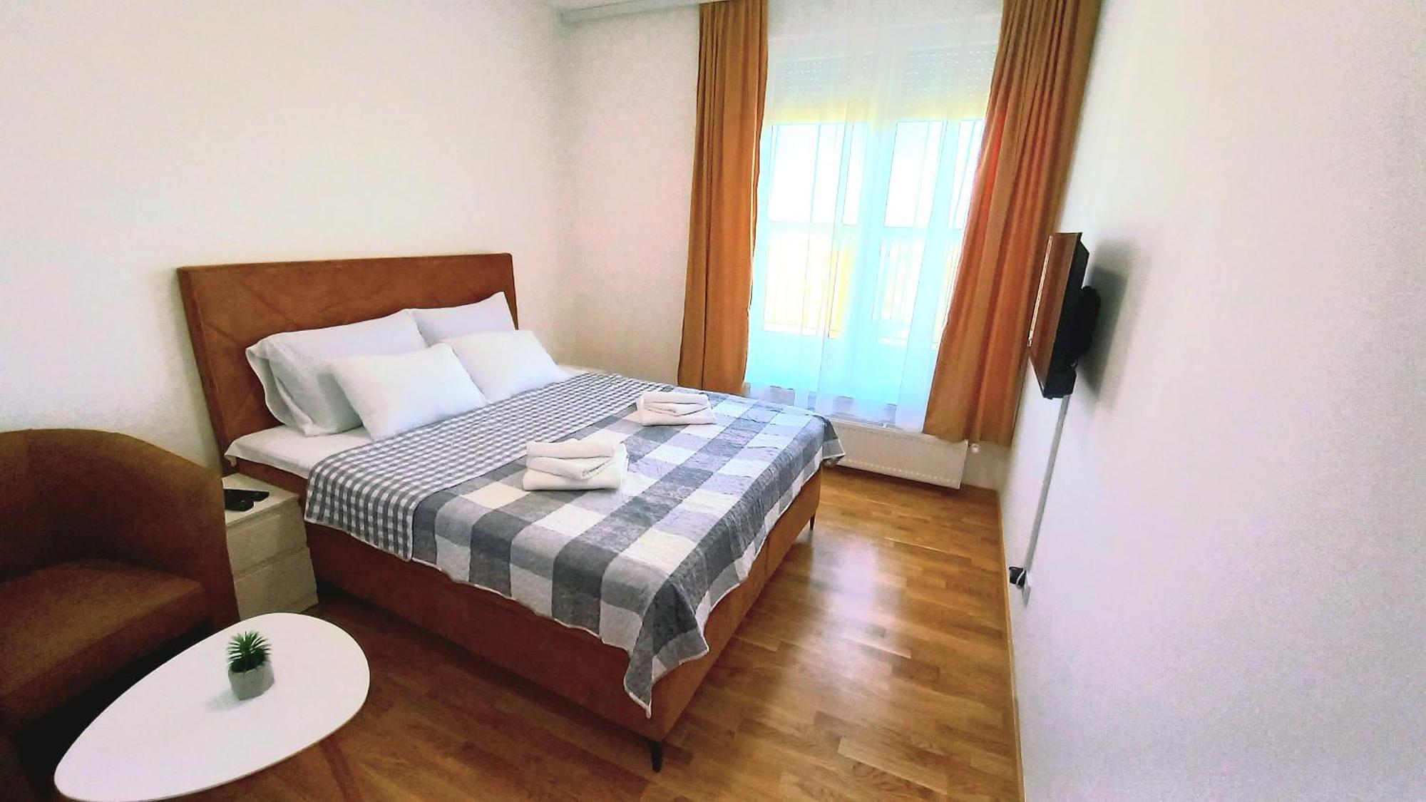 贝尔格莱德Penthouse Danube Exclusive, Parking, 90M2, Wifi公寓 外观 照片